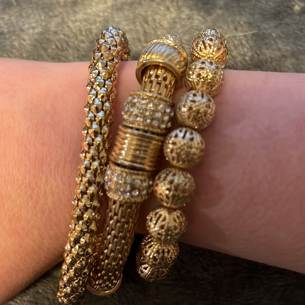 Charming Charlie gold bangle set - Picture 3 of 3